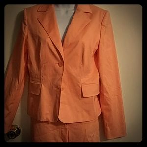Women's suit
